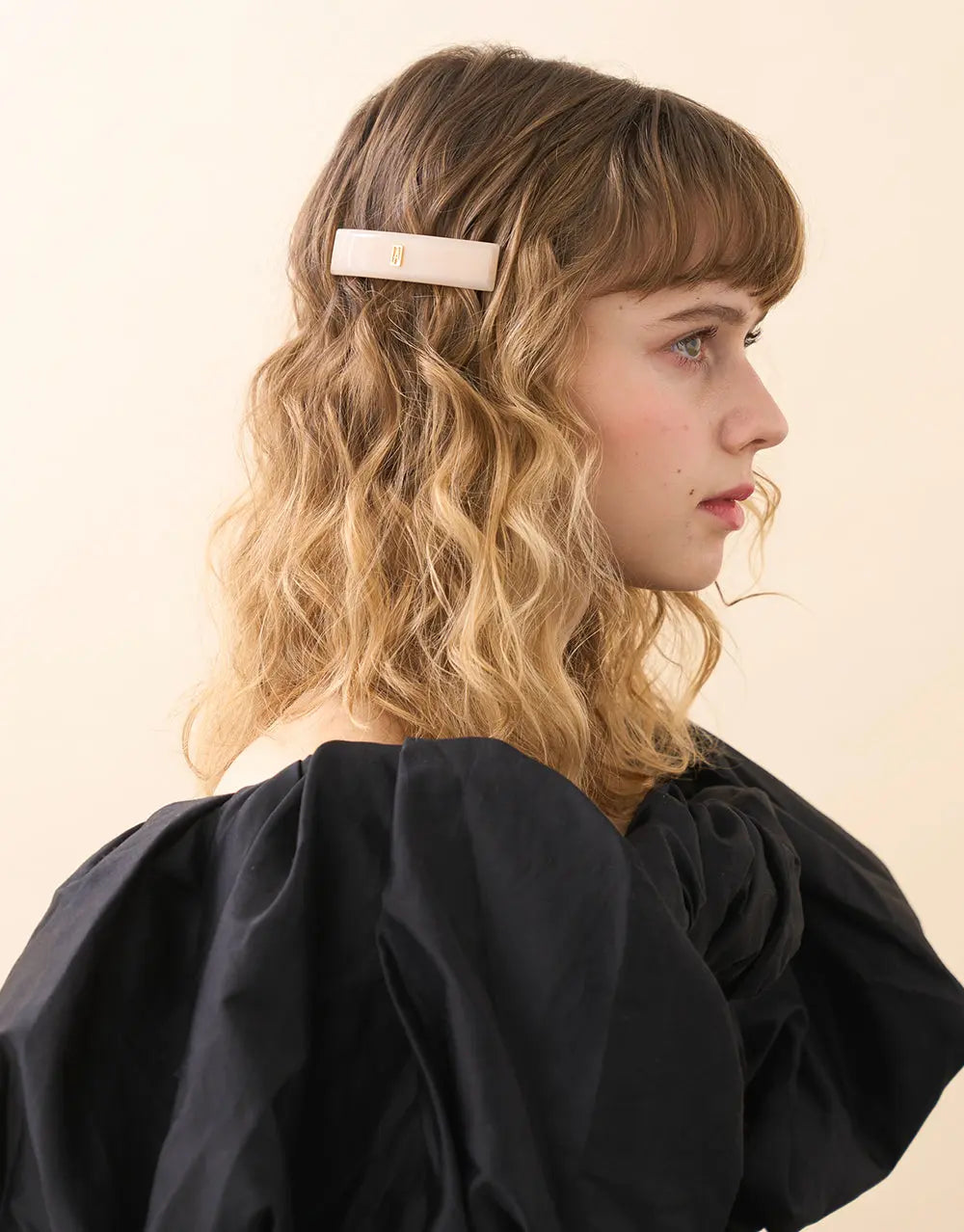 Crème De Côté Barrette-Beige-8 cm-Modern minimal barrette-Alexandre de Paris GCC