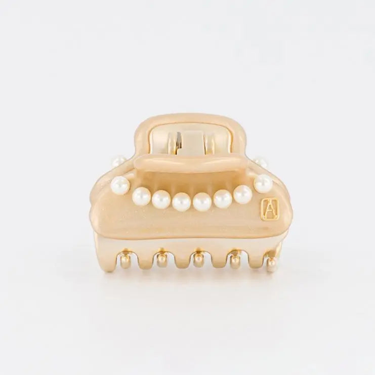 Isolde Clip-Gold-4.5 cm-fashion luxury-vendome clips-Front view-alexandre de paris gcc