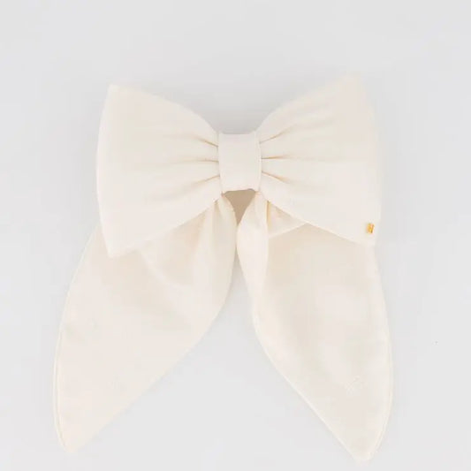 Couture|Barrette|8.5|WHITE|Satin Alexandre De Paris GCC